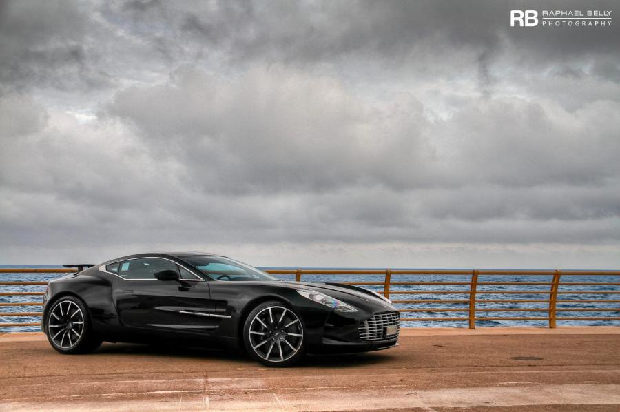  Aston Martin One-77 in Monaco 2012 года  (фото 3 из 11)
